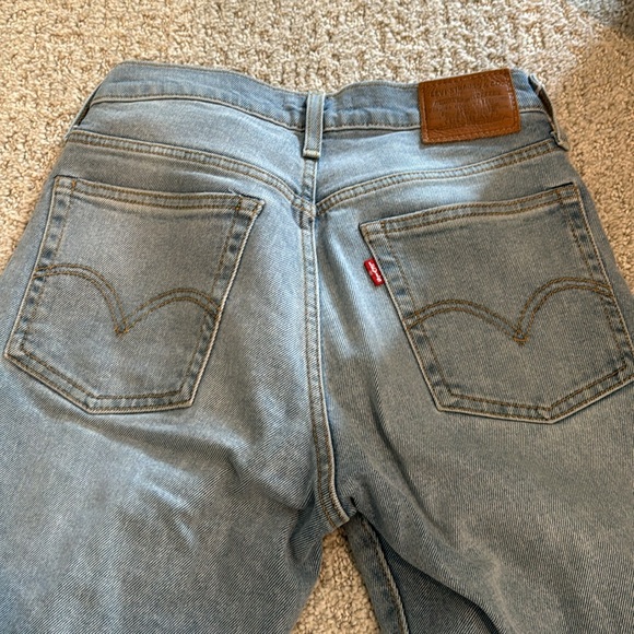 Levi’s Wedgie Jean - Picture 6 of 7